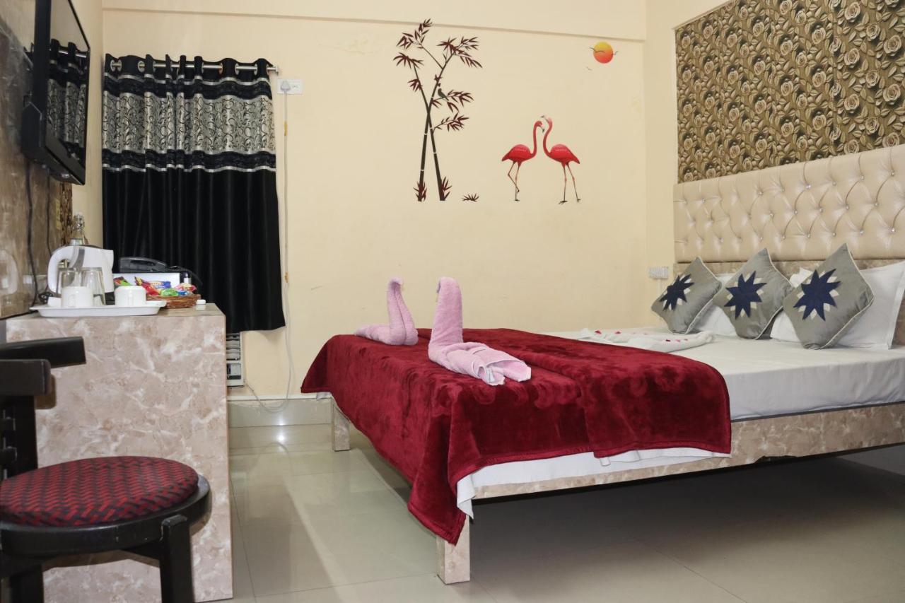 The Salvation Army Red Shield Guest House Колката Екстериор снимка